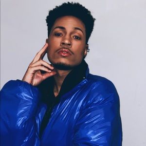 Meet your Posher, Juan